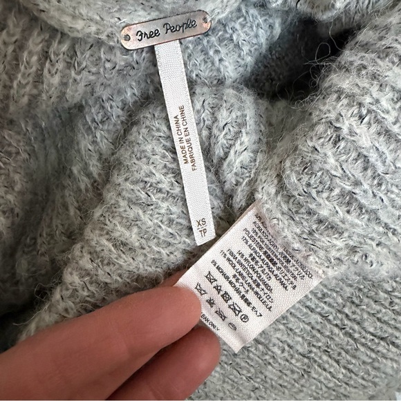 Free People Cloudy Day Cardigan light grey alpaca mohair wool grandpa boyfriend - Picture 12 of 12